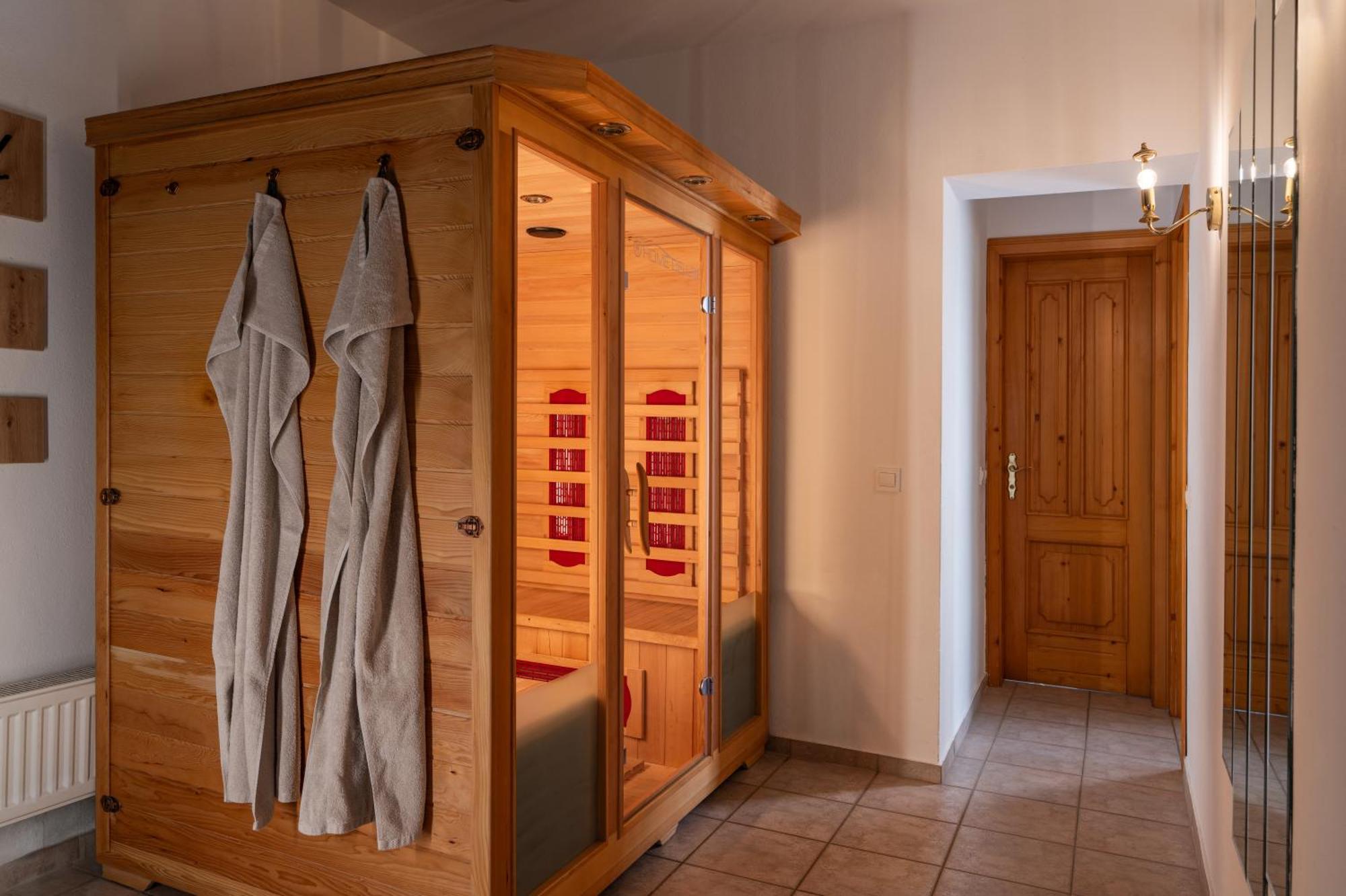 Vila Grad Bled - Sauna & Hot Tub Exterior photo